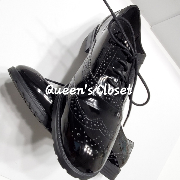 Anne Klein | Patent Lace Up Wing Tip Loafers | BRAND NEW - Picture 3 of 7